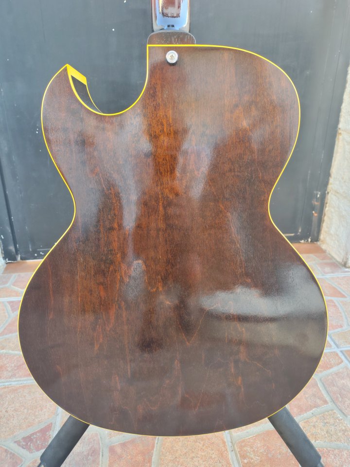 King Snake Curtis Deep Body de segunda mano · Foto 5 de 10 · Granada · 1500 €