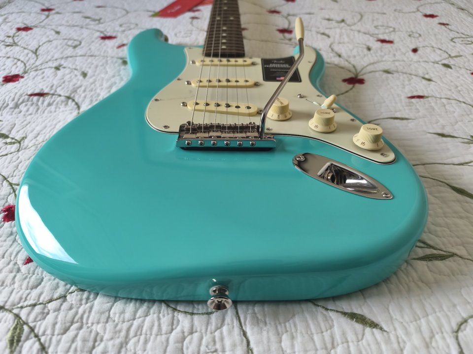 Fender Stratocaster American Professional II – LTD Sea Foam Green (USA) de segunda mano · Foto 3 de 10 · Granada · 1475 €