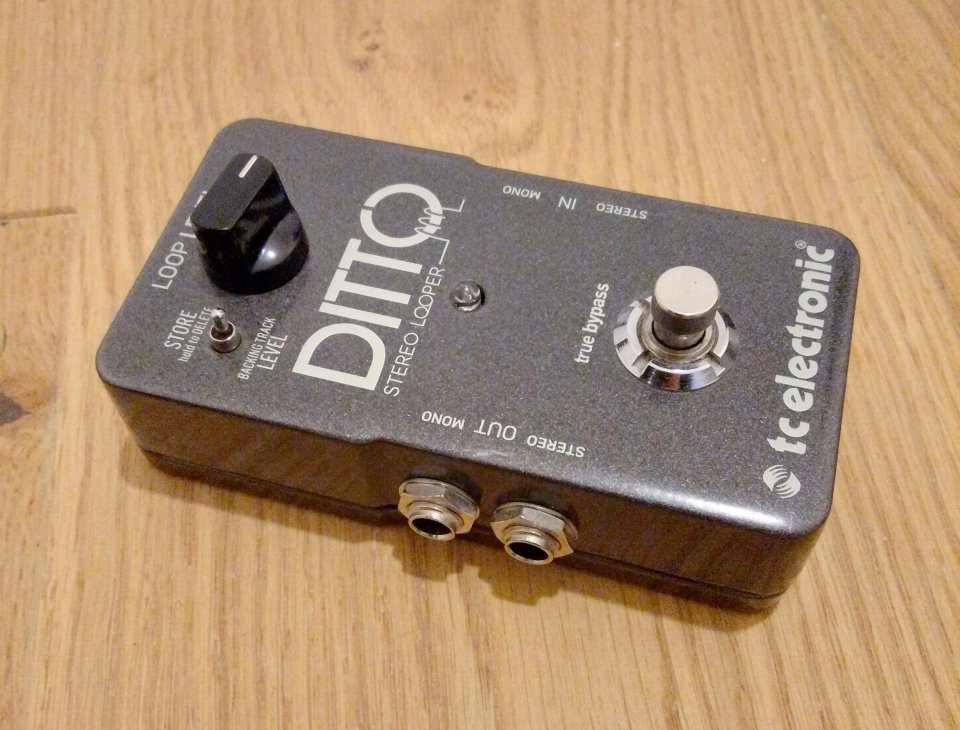 Ditto Looper Stereo + fuente alimentación de segunda mano · Foto 4 de 7 · Barcelona · 65 €
