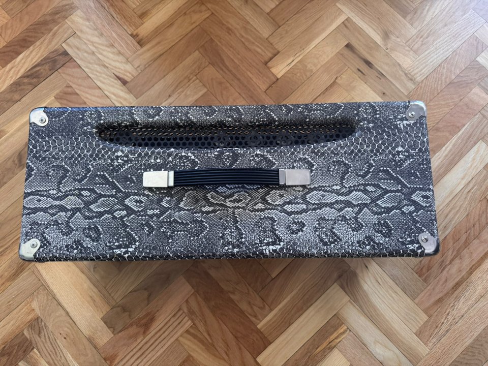 Laboga Mr Hector Snakeskin de segunda mano · Foto 2 de 3 · Madrid · 800 €