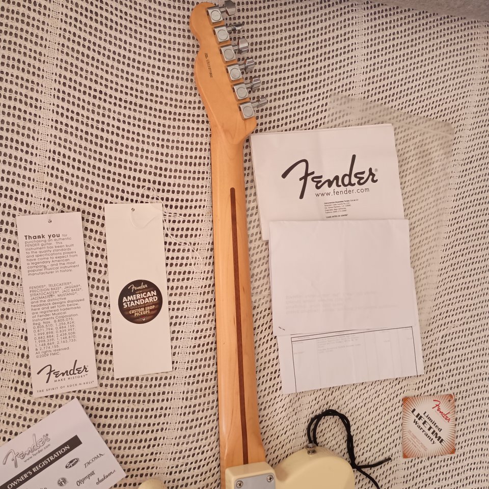 Fender telecaster 2016 Limited Edition American Standard de segunda mano · Foto 5 de 8 · Málaga · 1200 €
