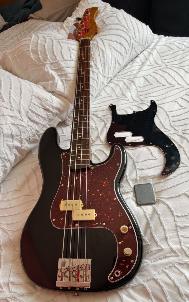 Fender Sire Precision P5R Black bass de segunda mano · Foto 8 de 10 · Lugo · 499 €