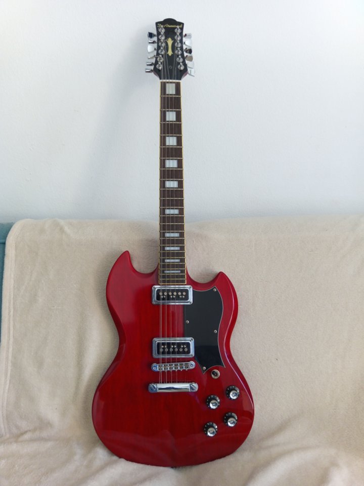 Guitarra 12 cuerdas - Dearmond S73 (también CAMBIO) de segunda mano · Foto 2 de 10 · Cádiz · 550 €