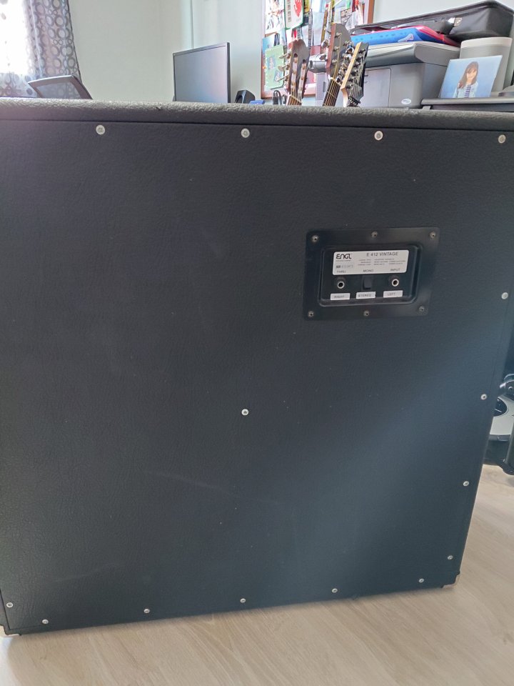 Pantalla ENGL 4X12 Vintage 30 de segunda mano · Foto 5 de 6 · A Coruña · 500 €