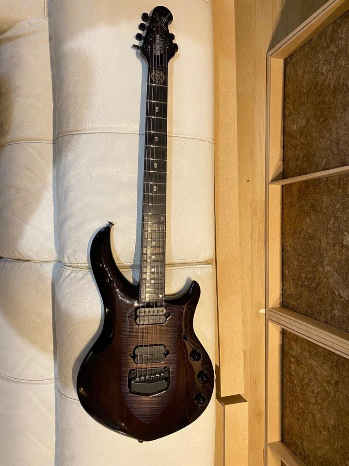 Ernie Ball Music Man Majesty Monarchy Black Knight