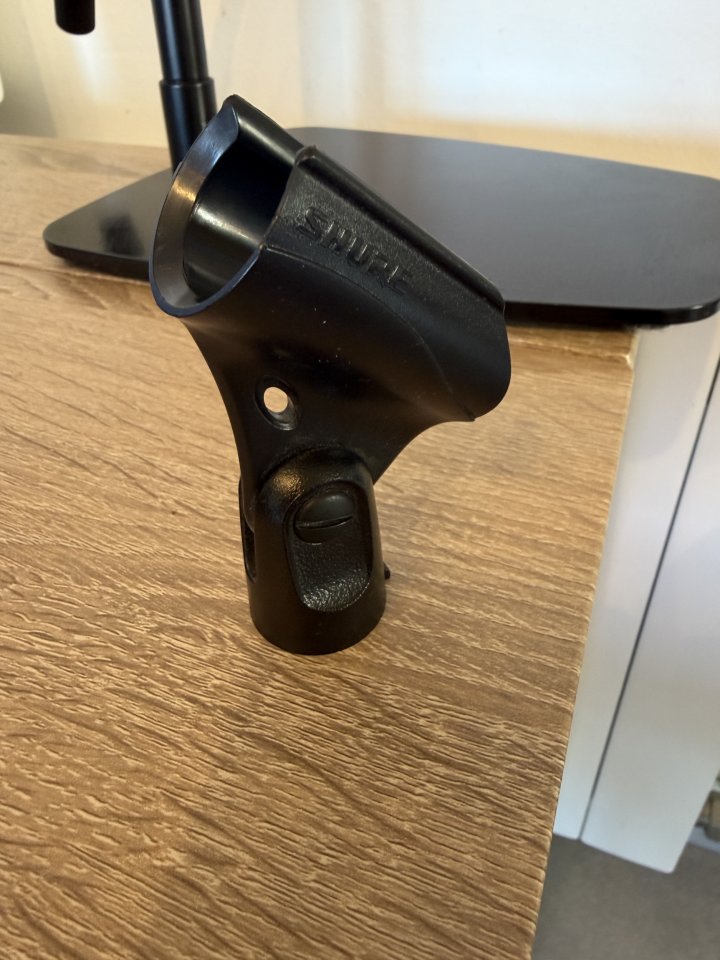 Kit Micrófono shure sm57 + accesorios de segunda mano · Foto 5 de 7 · Barcelona · 140 €