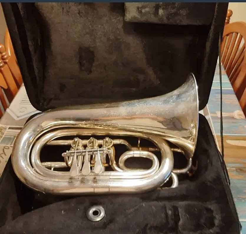 Fiscorn Cobla y Banda, Fliscorno bajo, bass flugelhorn de segunda mano · Foto 1 de 10 · Girona · 465 €