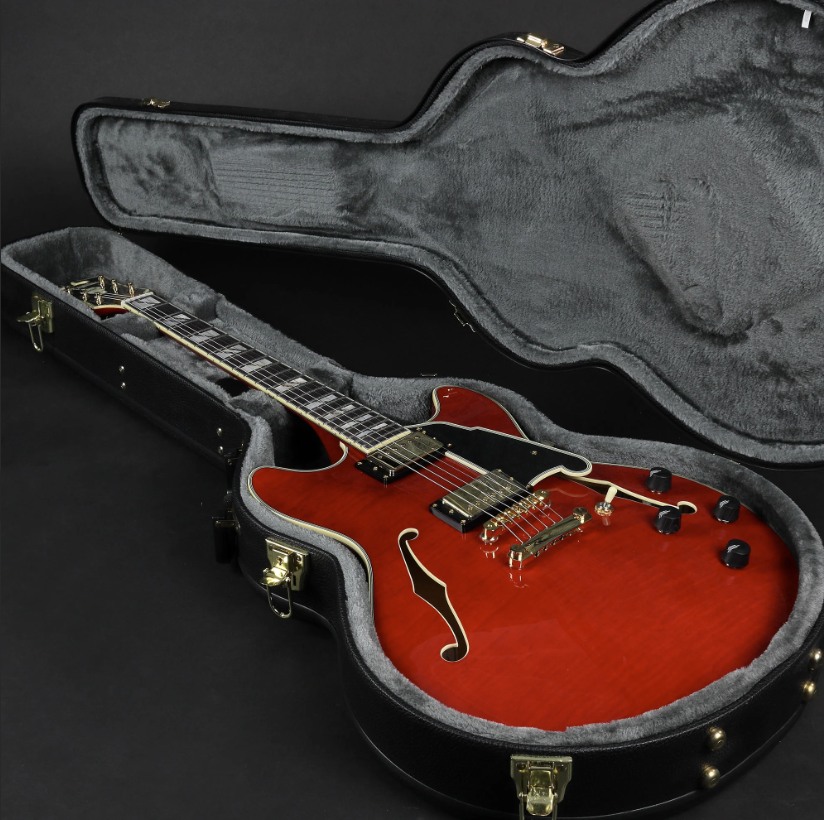 Guitarra Eléctrica D Angelico Excel DC Cherry de segunda mano · Foto 1 de 3 · Sevilla · 1100 €