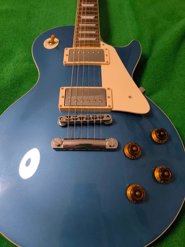 Tokai LS122 Pelham Blue