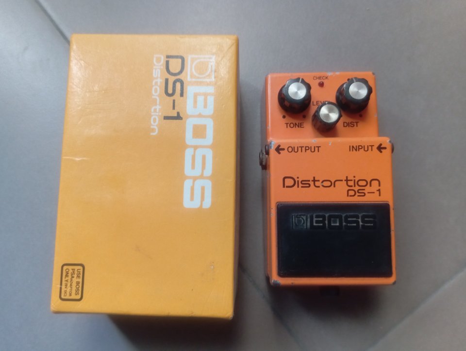 Boss DS-1 Japón 1981
