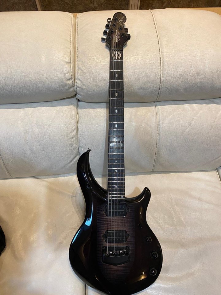 Ernie Ball Music Man Majesty Monarchy Black Knight