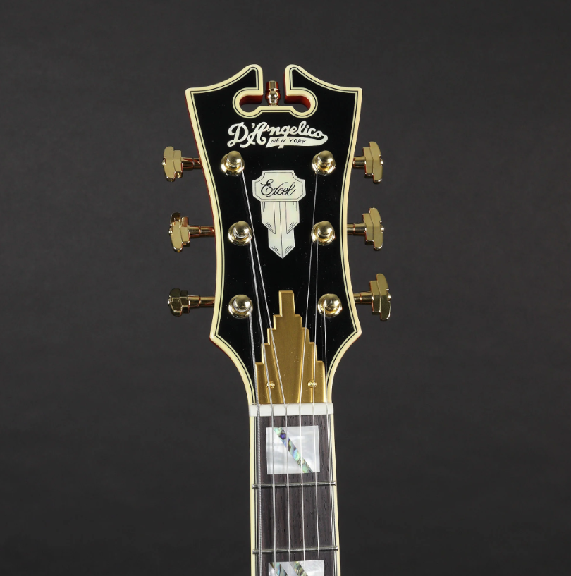 Guitarra Eléctrica D Angelico Excel DC Cherry de segunda mano · Foto 3 de 3 · Sevilla · 1100 €