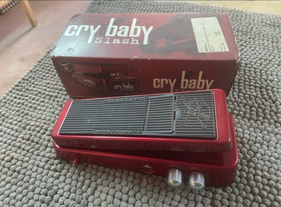 Wah Cry baby Slash de segunda mano · Foto 2 de 4 · Murcia · 100 €