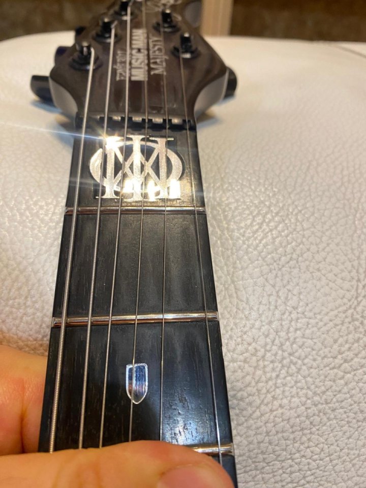 Ernie Ball Music Man Majesty Monarchy Black Knight