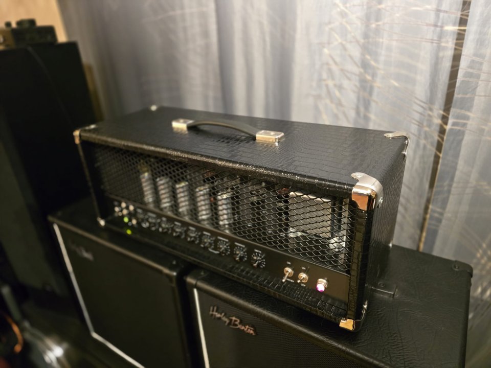 Clon Soldano SLO 100