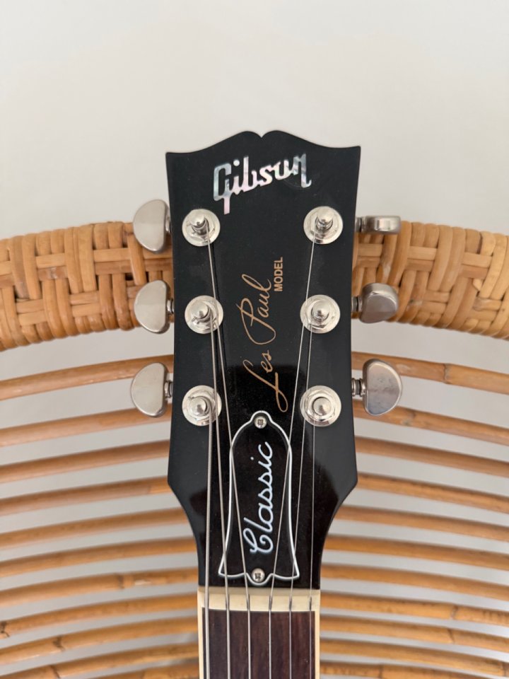 Gibson Les Paul Classic 2020 de segunda mano · Foto 5 de 5 · Madrid · 1699 €