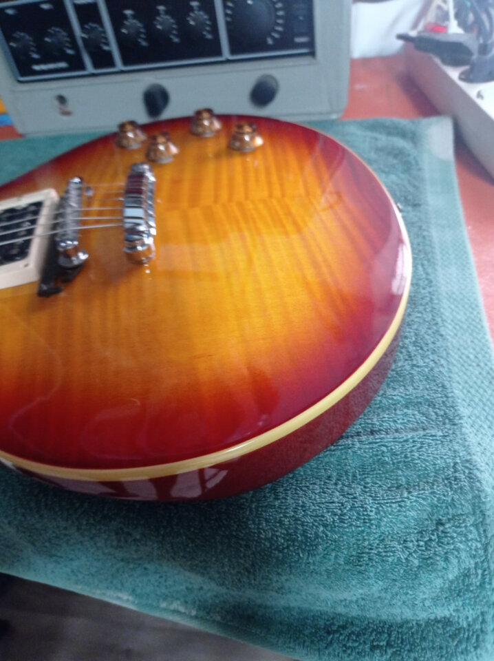 Ibáñez AR 250 korea + maleta