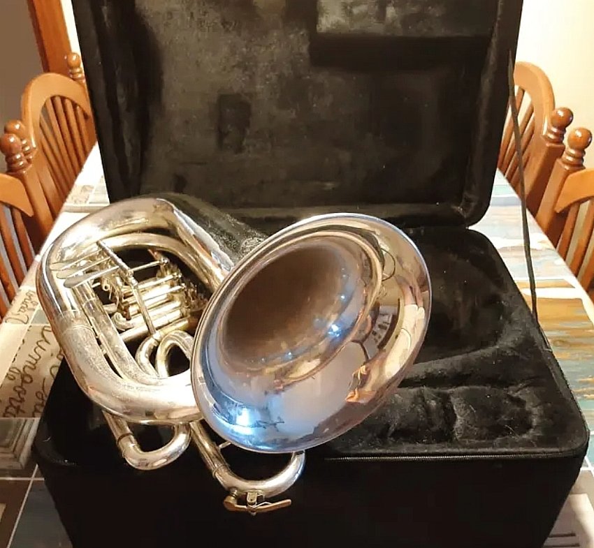 Fiscorn Cobla y Banda, Fliscorno bajo, bass flugelhorn de segunda mano · Foto 5 de 10 · Girona · 465 €