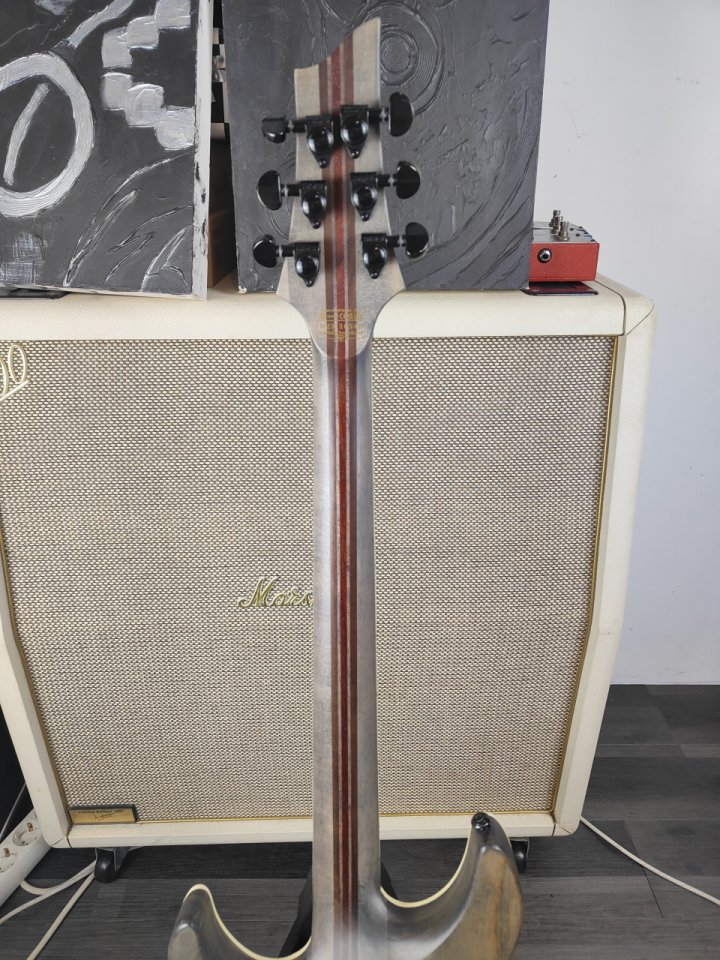 Schecter C-1 FR S Evil Twin SBK de segunda mano · Foto 6 de 6 · A Coruña · 1300 €