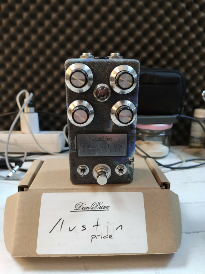 Dan Drive - Austin Pride Fuzz (Edicion Limitada star Wars)