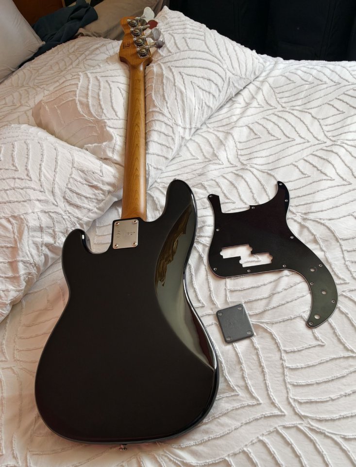 Fender Sire Precision P5R Black bass de segunda mano · Foto 10 de 10 · Lugo · 499 €