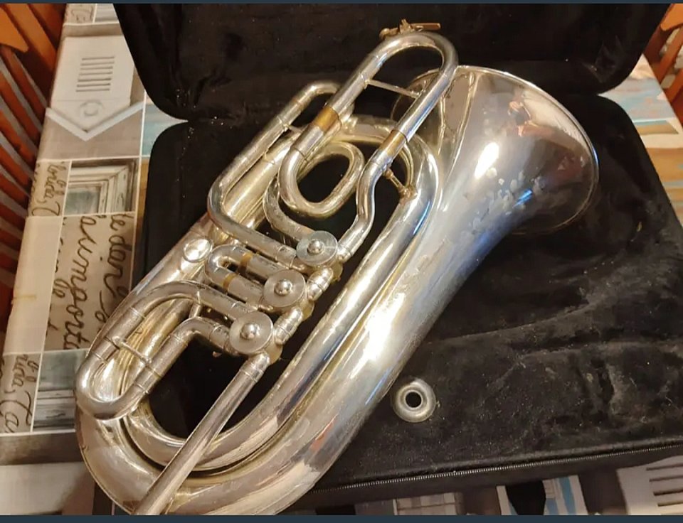 Fiscorn Cobla y Banda, Fliscorno bajo, bass flugelhorn de segunda mano · Foto 7 de 10 · Girona · 465 €