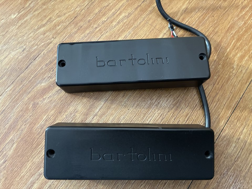 Pastillas Bajo Bartolini MK6-CBC USA