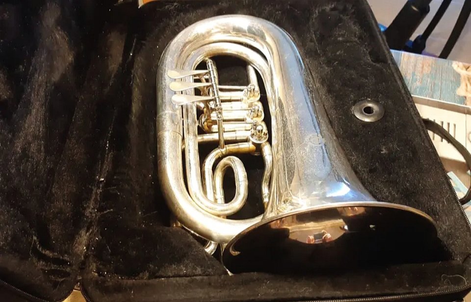 Fiscorn Cobla y Banda, Fliscorno bajo, bass flugelhorn de segunda mano · Foto 9 de 10 · Girona · 465 €
