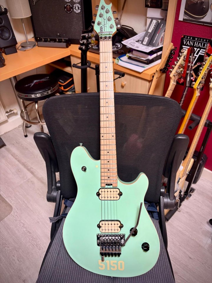EVH Wolfgand special satin surf green impecable