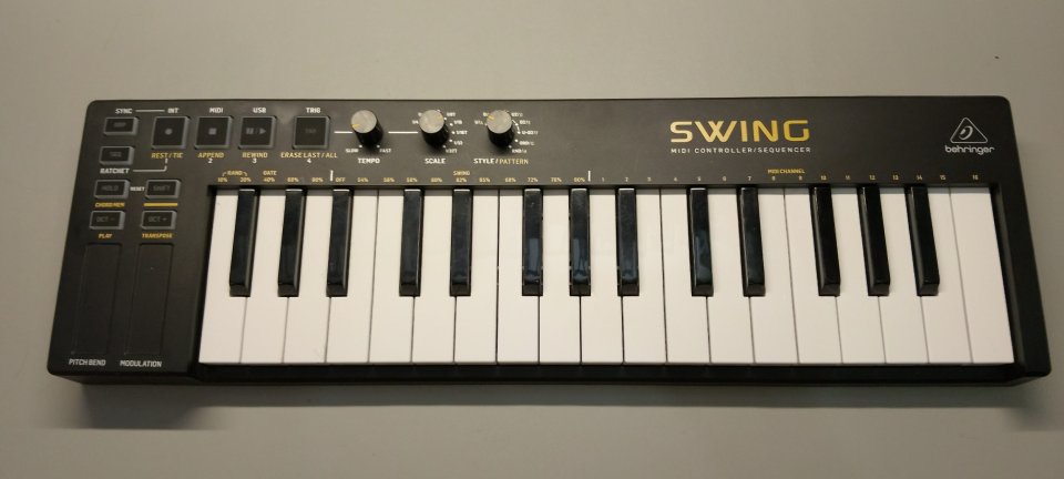 Behringer SWING de segunda mano · Foto 3 de 7 · Valencia · 55 €