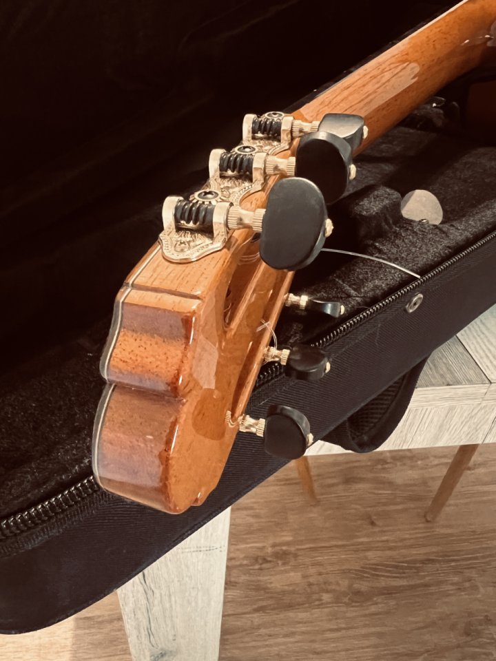 Guitarra Flamenca luthier Antonio Picado de segunda mano · Foto 8 de 10 · Tarragona · 750 €