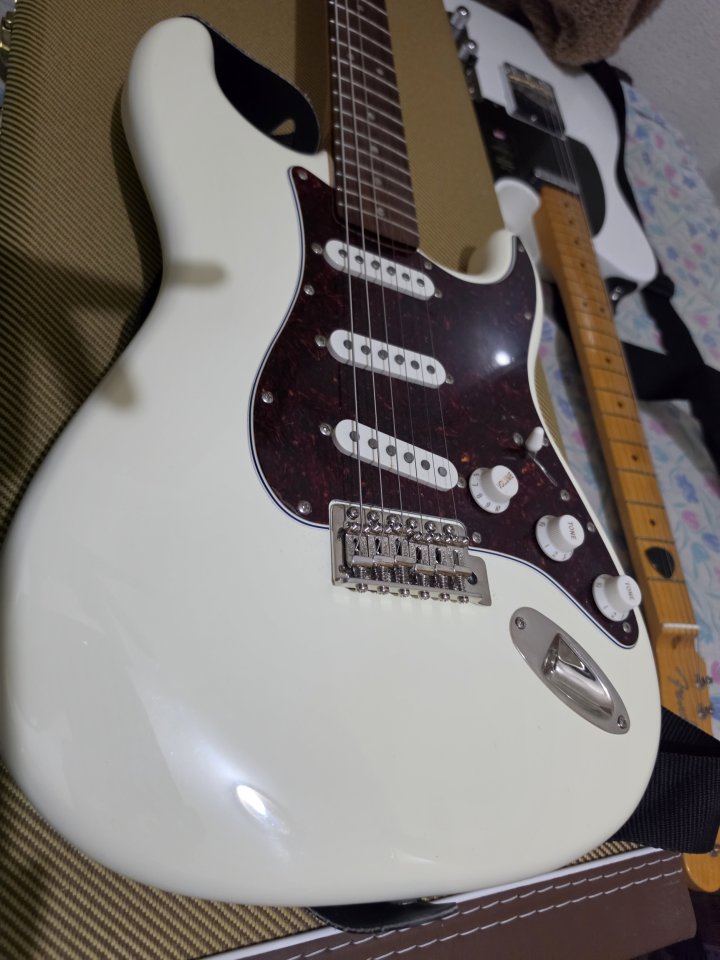 Squier CV Stratocaster 60s FSR OWT de segunda mano · Foto 3 de 4 · Valencia · 450 €