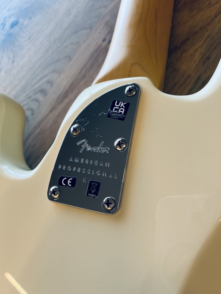 Fender Jazz Bass AMERICAN PROFESSIONAL II de segunda mano · Foto 5 de 10 · Barcelona · 1800 €