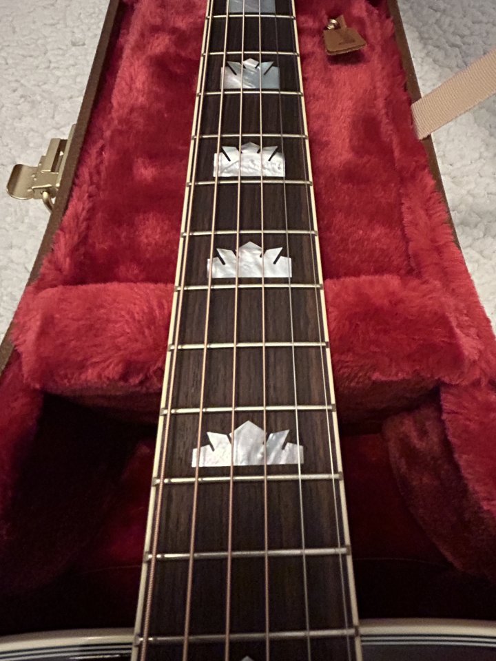 Gibson SJ-200 Autumn Burst de segunda mano · Foto 7 de 10 · Granada · 3700 €