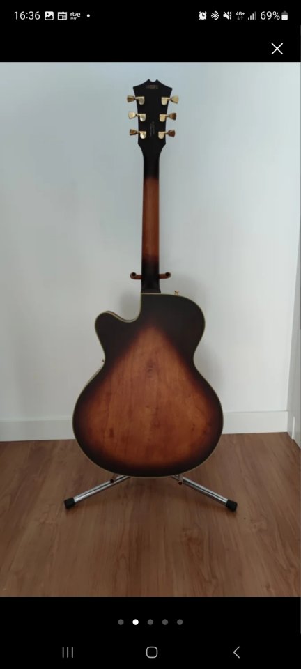 Guitarra Cort Yorktown