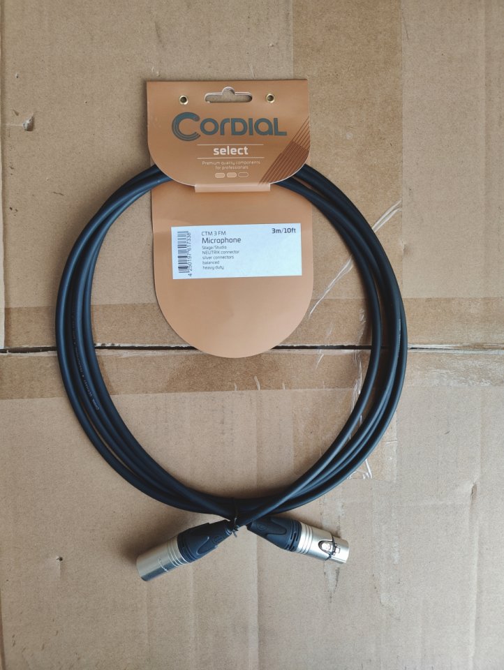 Shure SM58 LC + Cordial CTM 3 FM-BK