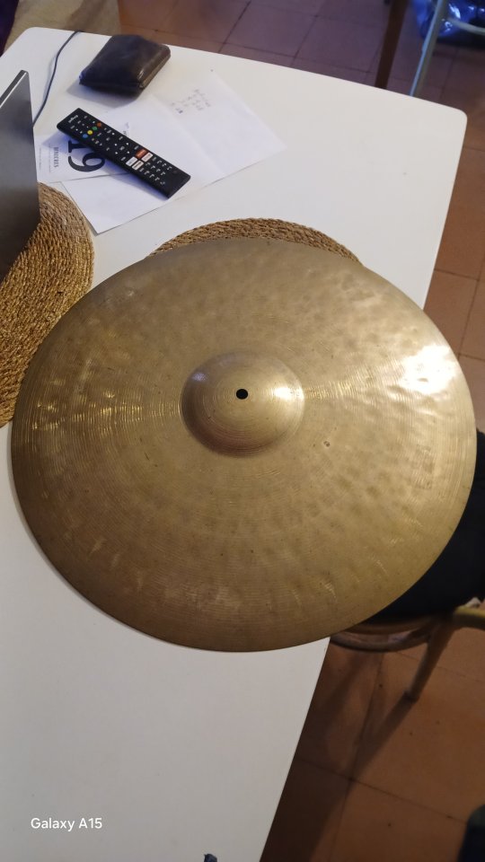 Paiste Signature Full Ride 20".