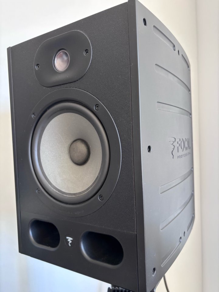 Focal alpha 65 de segunda mano · Foto 1 de 6 · Madrid · 480 €