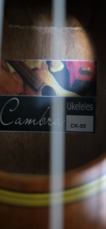 Ukelele Cambra de segunda mano · Foto 6 de 10 · Madrid · 49 €