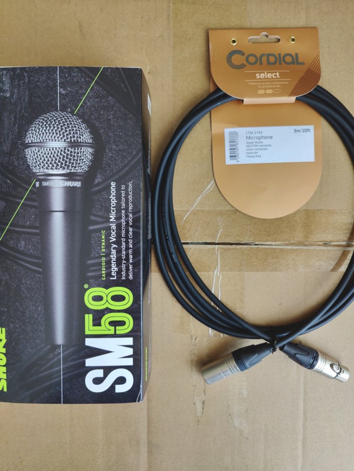 Shure SM58 LC + Cordial CTM 3 FM-BK
