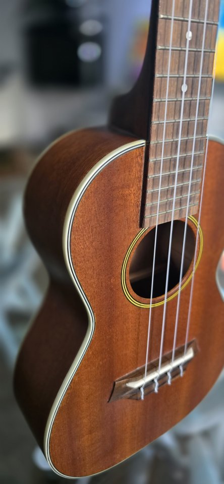 Ukelele Cambra de segunda mano · Foto 7 de 10 · Madrid · 49 €