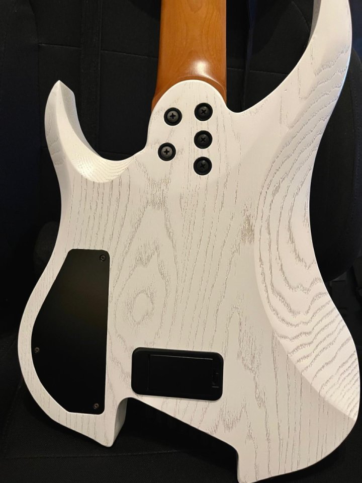 O Cambio/ LEGATOR CHOST G7FP WH