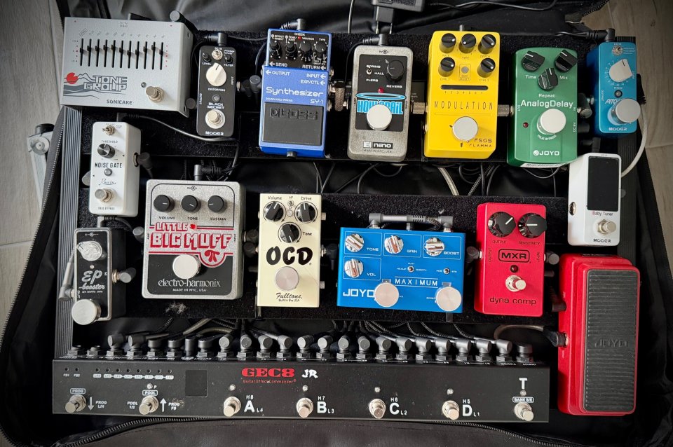 Pedalera completa guitarra + looper MIDI + pedalboard