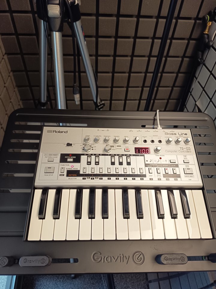 Roland TB-03 Bass Line de segunda mano · Foto 1 de 3 · Barcelona · 299 €
