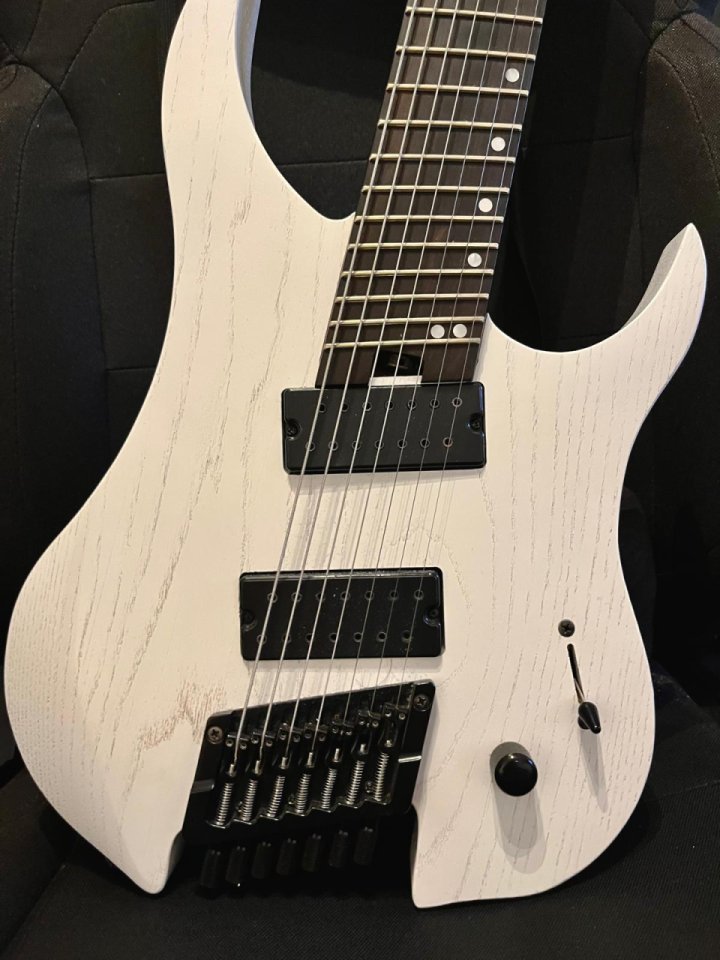 O Cambio/ LEGATOR CHOST G7FP WH