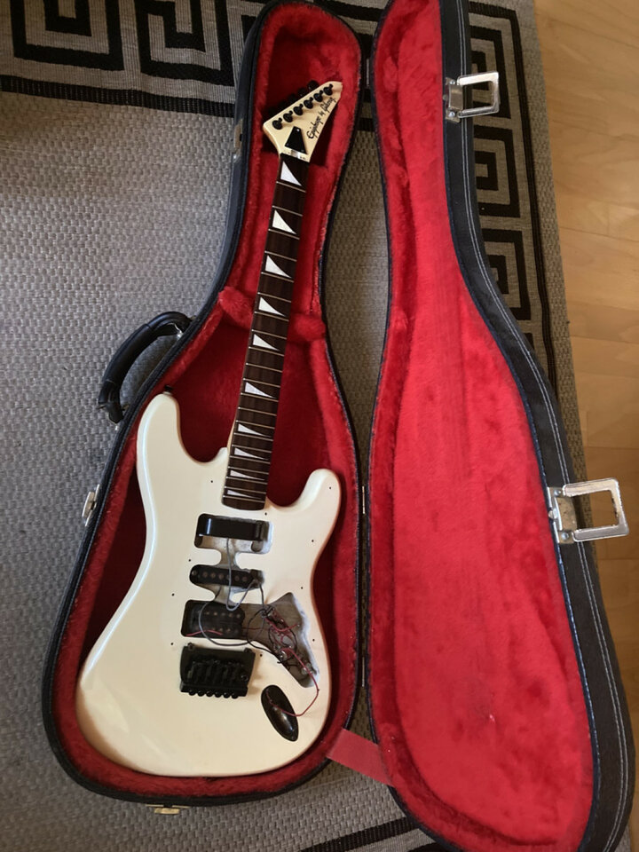 Reservada Epiphone S-300 Superstrat 80´s (Restauración).