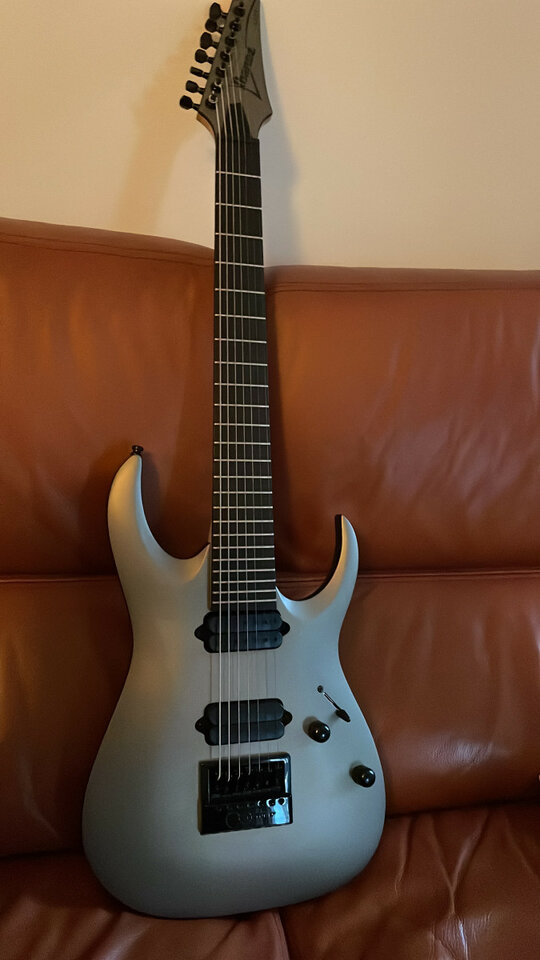 VENDO Ibanez APEX 30 (Munky signature) 7 cuerdas