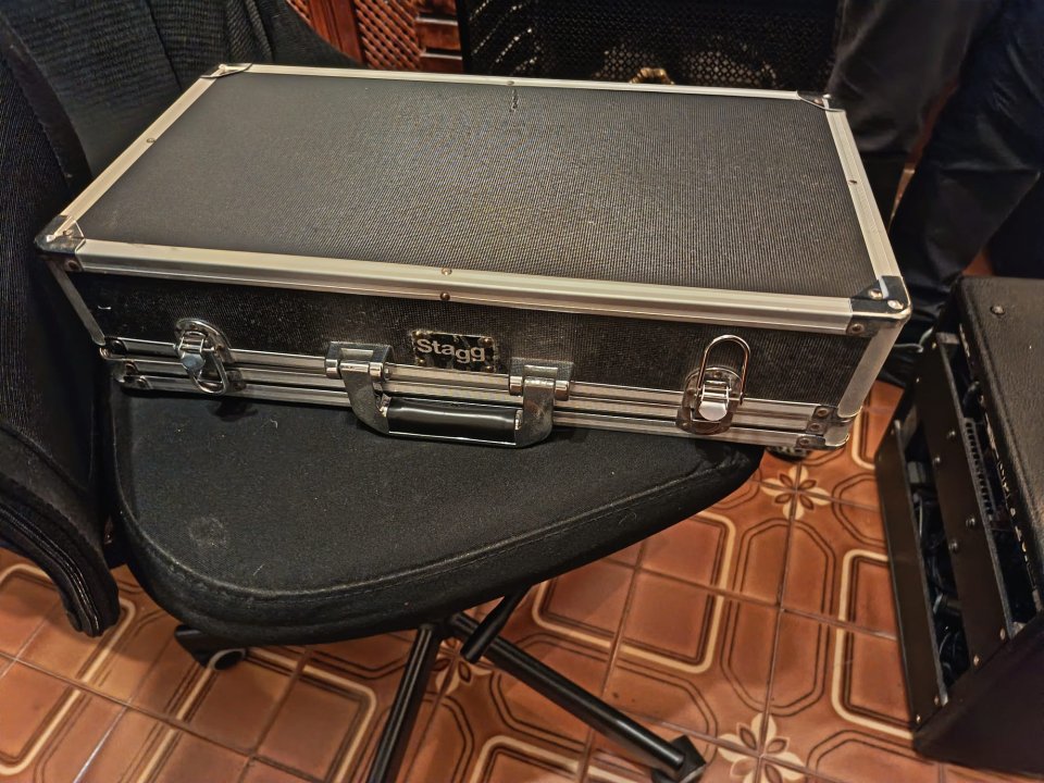 Pedalera Mooer Red Truck