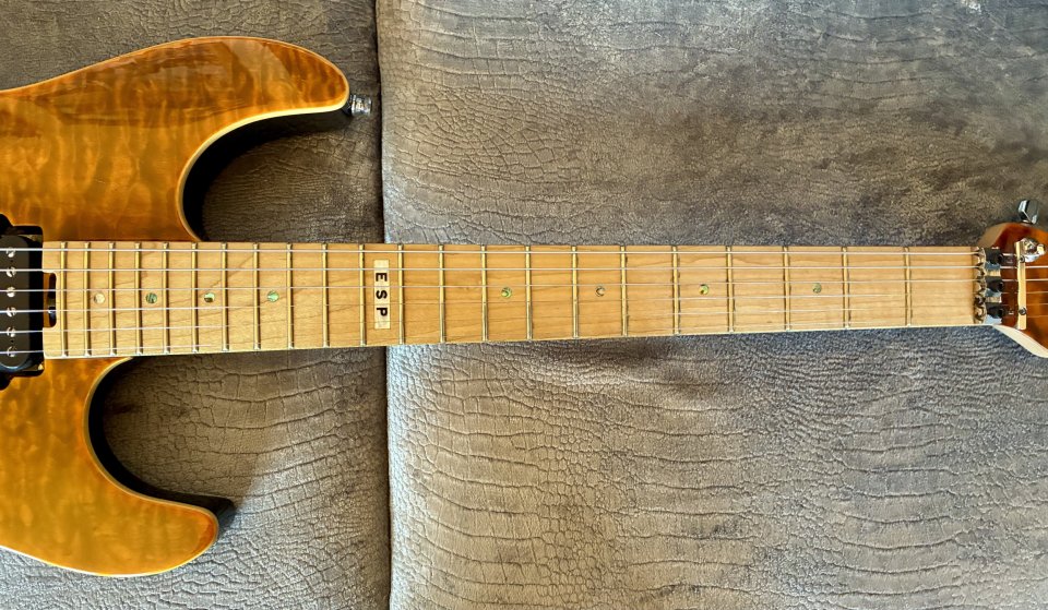 ESP E-II ST-2-Tiger Eye de segunda mano · Foto 3 de 10 · A Coruña · 1800 €