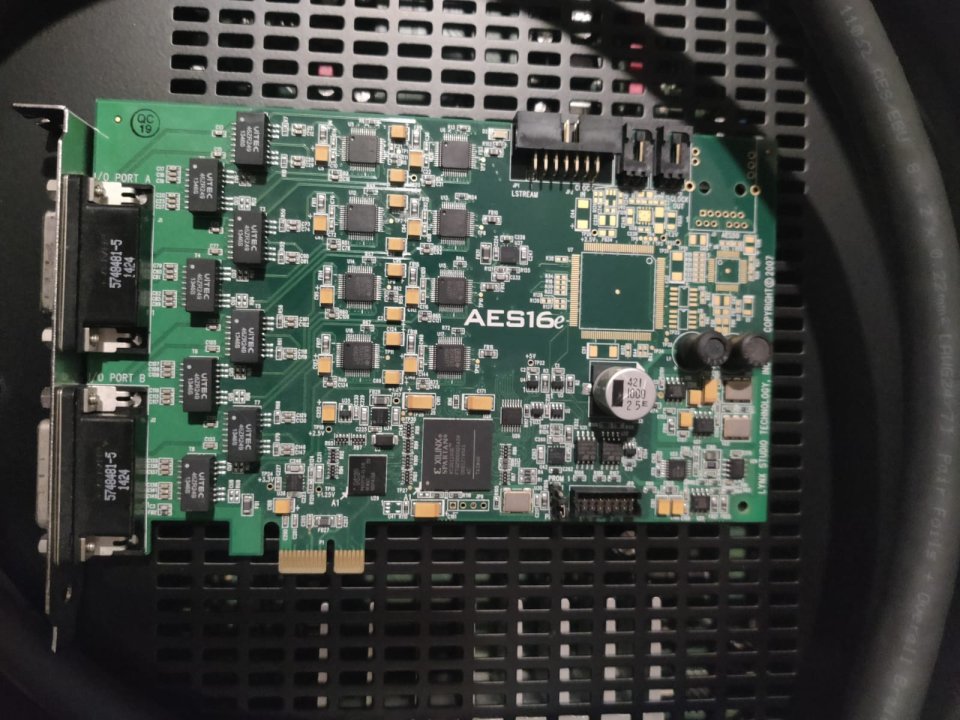 Mytek 8x192 ADDA + Lynx AES16e PCIe + manguera AES/EBU de segunda mano · Foto 2 de 2 · Pontevedra · 550 €